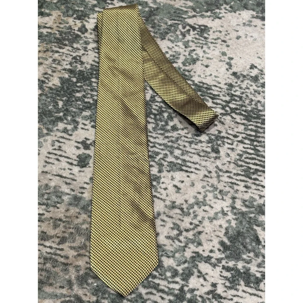 BROOKS BROTHERS MEN'S TIE YELLOW/GEOMETRIC Width: 3.75